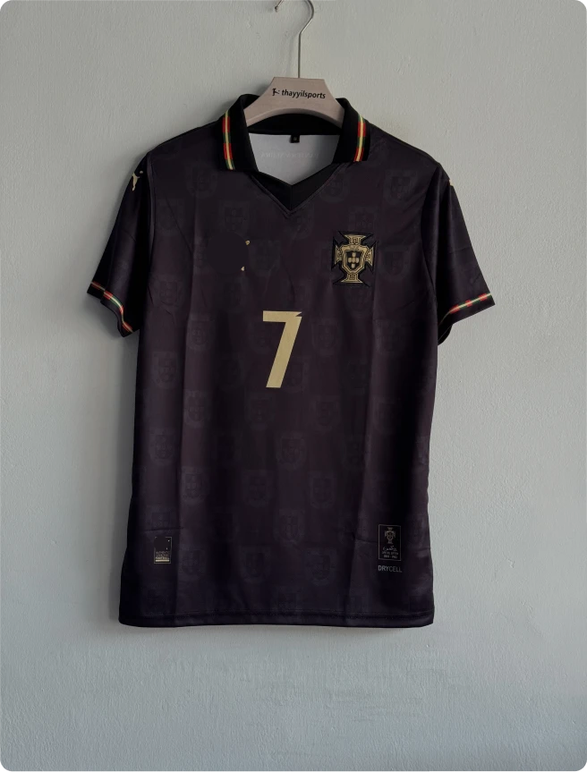 PORTUGAL 25-26 BLACK KIT RONALDO POLO EMBROIDERY PREMIUM (S)