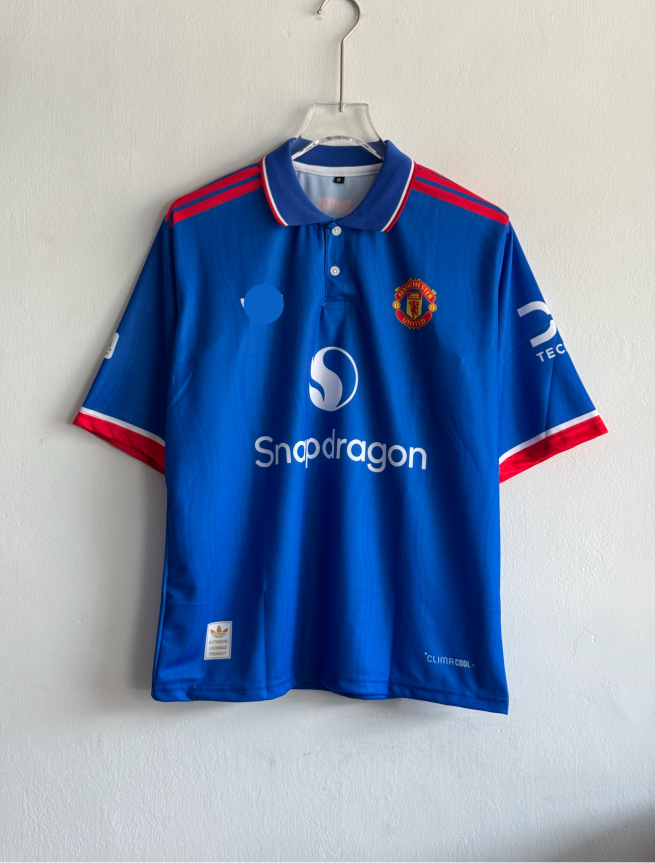 MANCHESTER UNITED 26-27 AWAY KIT CUNHA FIVESLEEVE POLO (S)
