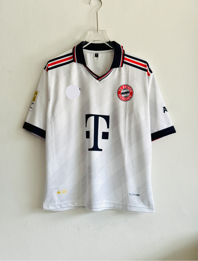 BAYERN MUNICH 26-27 AWAY KIT OLISE FIVESLEEVE POLO (S)